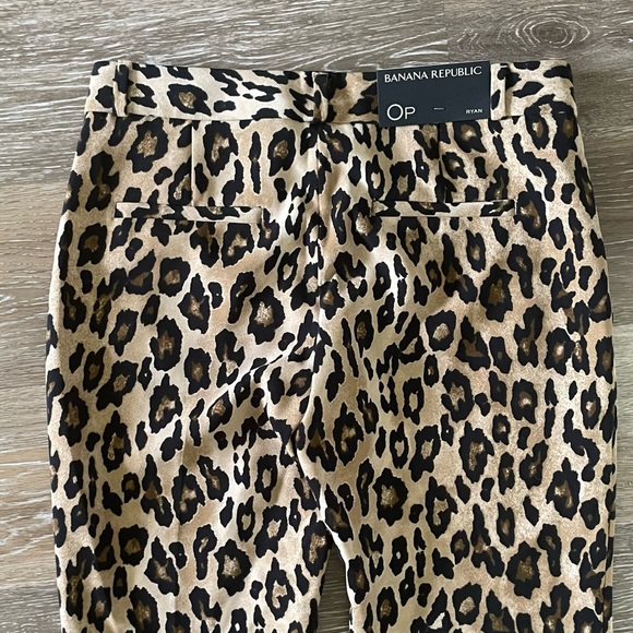 “Ryan” leopard pants - Picture 2 of 5